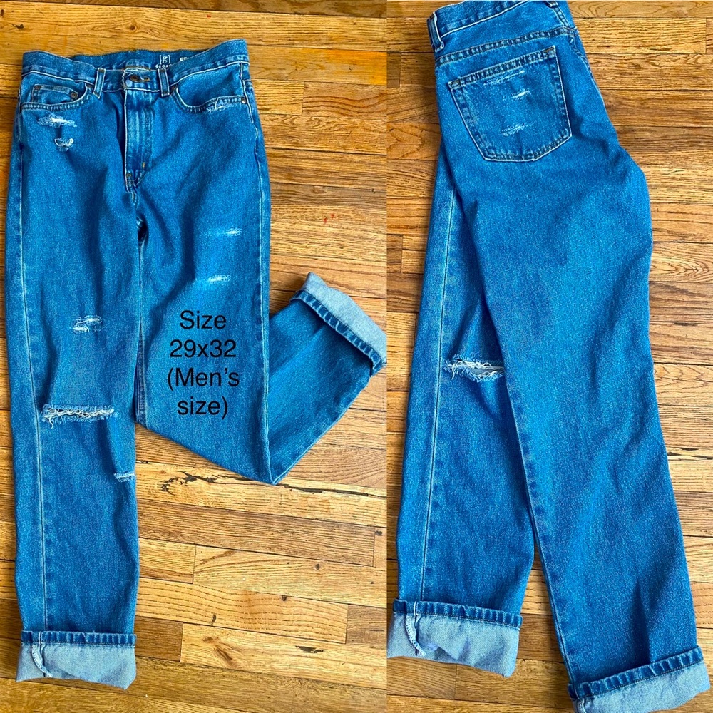 Distressed jeans, mom jeans, high rise